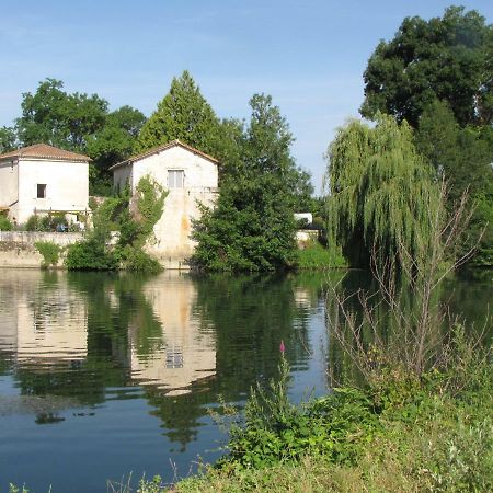 La Rive Chambre D Hotes The Riverside Retreat Jarnac Exterior foto